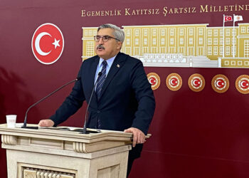 PKK'nın şubat ayında silah bırakmasının gündeme geleceğini düşünüyorum