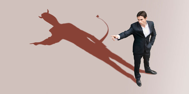 Türkiye'deki insanların ukalalığı neden arttı?