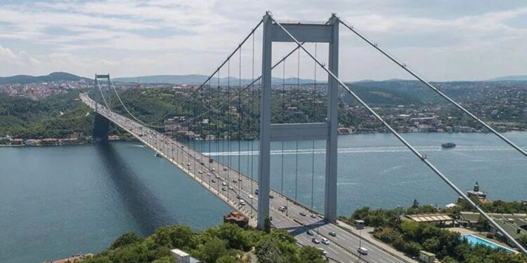 Köprü ve otoyol ücretlerine zam geldi