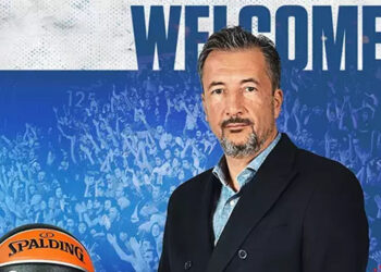 Anadolu Efes başantrenörlük görevine Luca Banchi getirildi