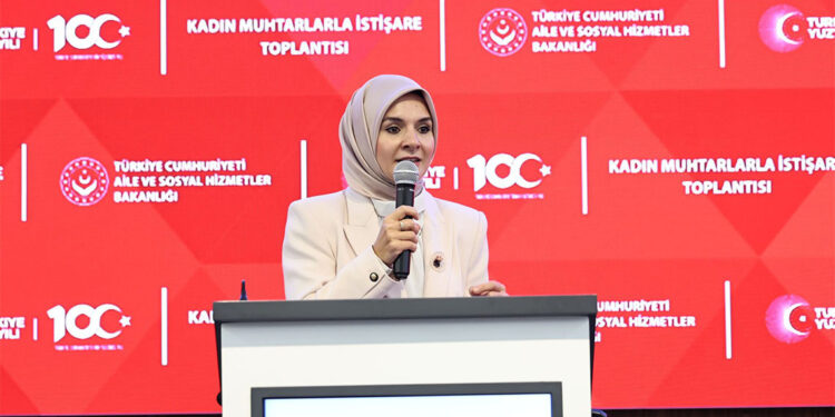 'Aile ve Gençlik Fonu'na 4 saatte 4 bin 311 başvuru yapıldı