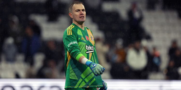 Beşiktaş Mert Günok için kararını verdi