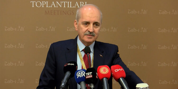 Üzerimize düşen Suriye halkına demokratik rehberlik yapabilmek