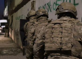 Şanlıurfa merkezli 4 ilde terör operasyonu