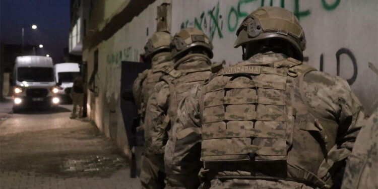 Şanlıurfa merkezli 4 ilde terör operasyonu