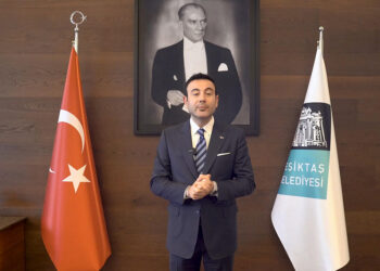 Beşiktaş Belediye Başkanı Rıza Akpolat gözaltında