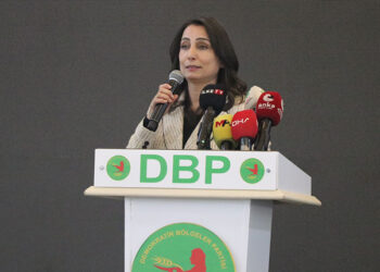 Demokratikleşme olmazsa emperyalist güçler bölgede oyun kurar