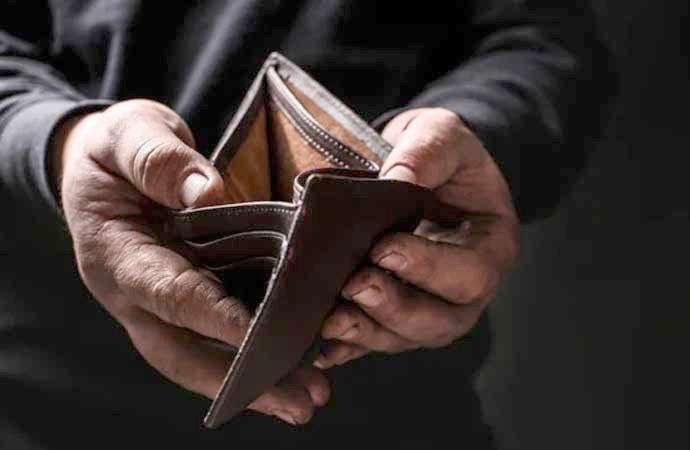 Açlık sınırı asgari ücreti geçti