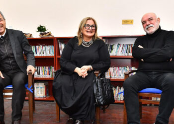 İzmir'in kitap kurtlarına Ercan Kesal'lı sürpriz