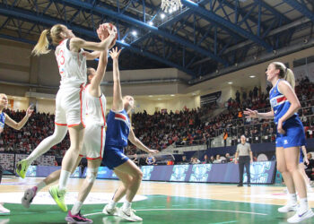 A Milli Kadın Basketbol Takımı İzlanda'yı yenerek 5'te 5 yaptı