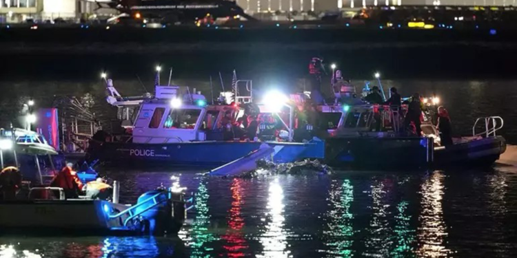 ABD'deki uçak kazasında ölen 55 kişinin kalıntılarına ulaşıldı