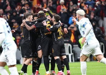 Adana Demirspor sahadan çekildi