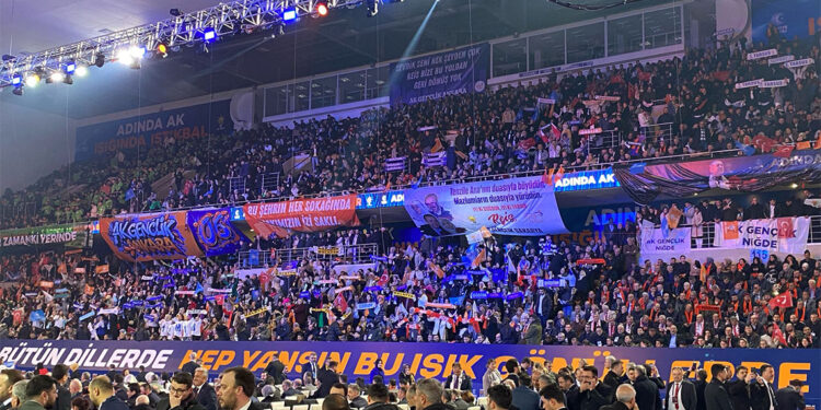 AK Parti'nin 8'inci Olağan Büyük Kongresi başladı