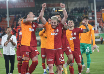 Ülkemize mutlu bir şekilde geri dönmek istiyoruz