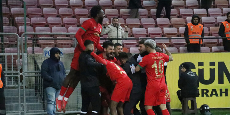 Futbolu değerlendirecek bir ortamımız yok