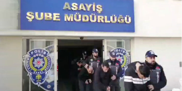 Ankara’da 'change' operasyonu: 5 gözaltı