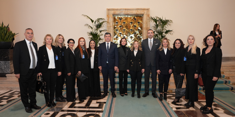 ANTİKAD, kadınların siyasetteki varlığını arttırmayı hedefliyor