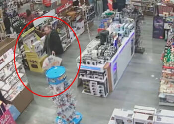AVM'deki mağazalardan hırsızlık yapan şüpheli yakalandı