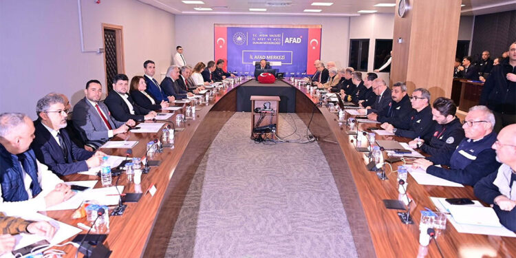 Tahliye planları hazırlandı, tsunami erken uyarı sistemi kuruldu