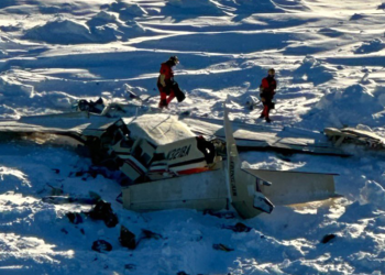 Alaska'da kaybolan uçaktaki 10 kişinin de hayatını kaybettiği açıklandı