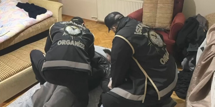 Aldatılan kadından işkenceli tuzak: 11 gözaltı