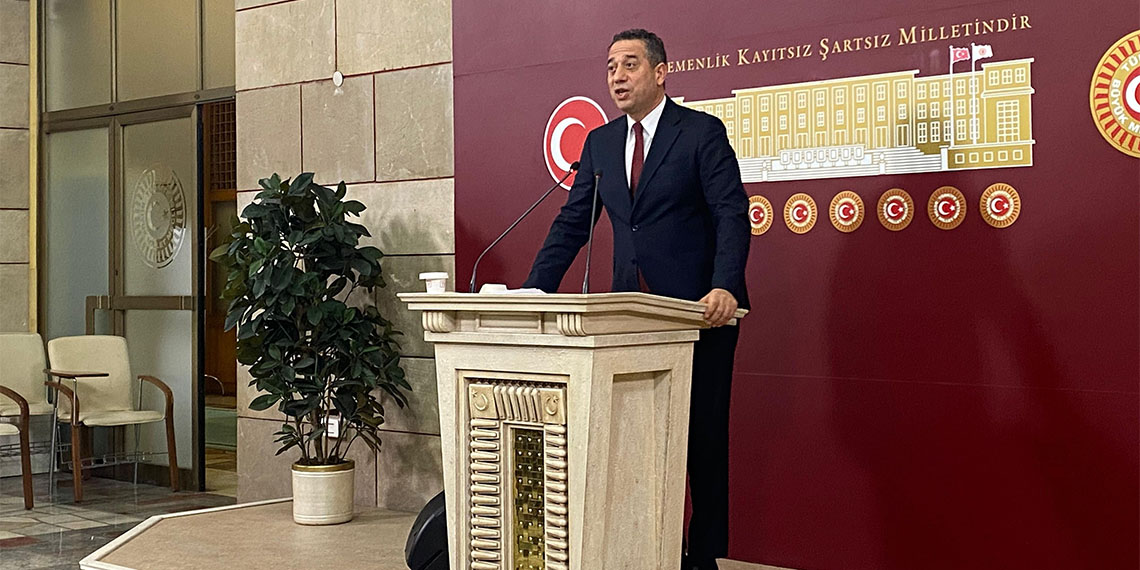 Bir Cumhuriyet altını bir asgari ücret etmiyor