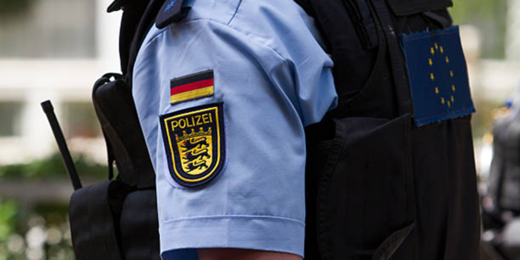 Almanya'da iki belediye otobüsü çarpıştı: 35 yaralı