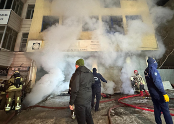 Ankara'da mobilya atölyesinde çıkan yangın korkuttu