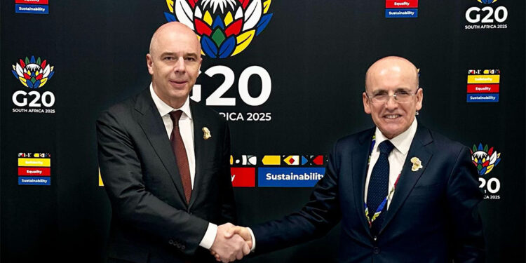 Bakan Şimşek, Rusya Maliye Bakanı ile görüştü