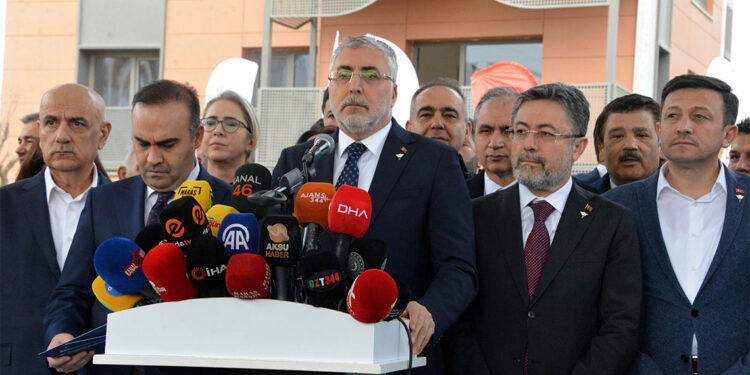 Deprem bölgesi için çok önemli icraatlarda bulunduk