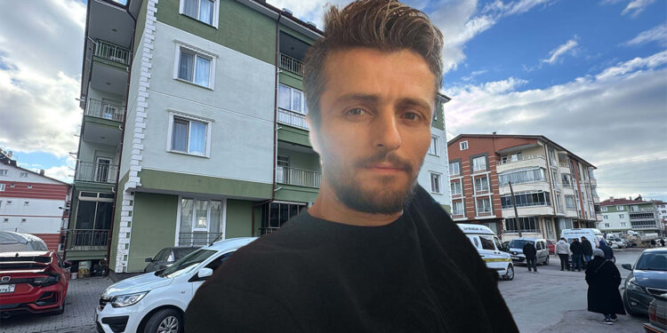 Banyoda başına sert bir cisimle vurularak öldürülmüş halde bulundu