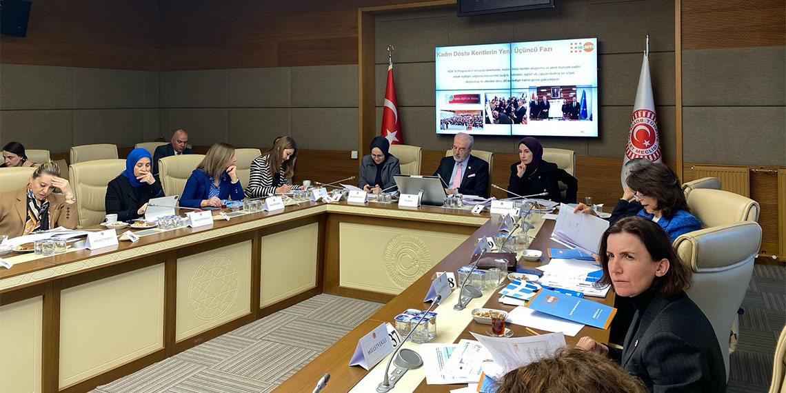 BM Kadın Birimi Program Analisti Betül Bodur dünyadaki kadın cinayetleri ile ilgili, "Kadınların yüzde 60.2'si yakın partnerleri veya aile üyeleri tarafından öldürülüyor" dedi.