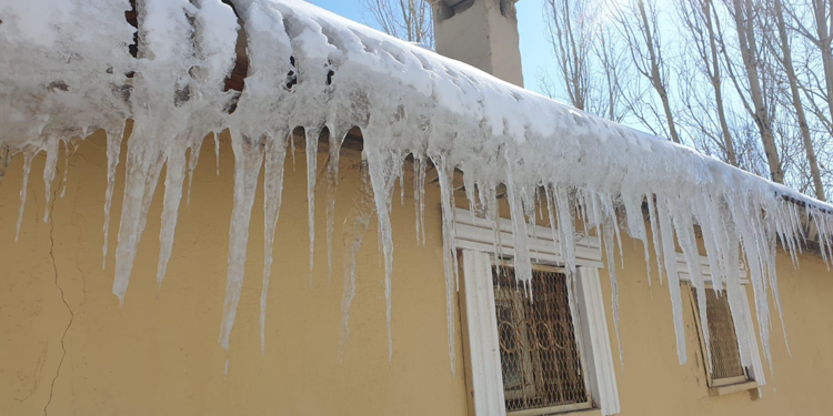 Başkale'de teromemetreler eksi 22,9'u gösterdi
