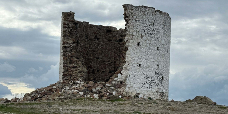 Bodrum'un tarihi yel değirmenleri yıkılma tehlikesiyle karşı karşıya