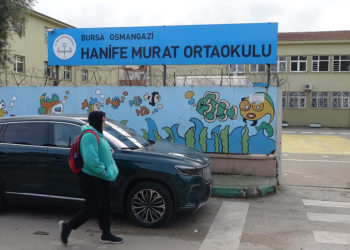 Bursa'da depreme dayanıksız 7 okul daha boşaltıldı