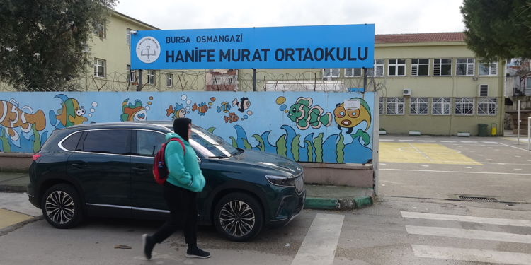 Bursa'da depreme dayanıksız 7 okul daha boşaltıldı