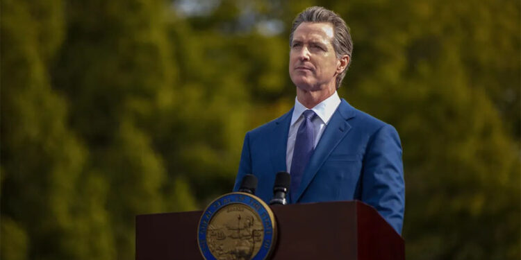 California Valisi Los Angeles için yardım istedi