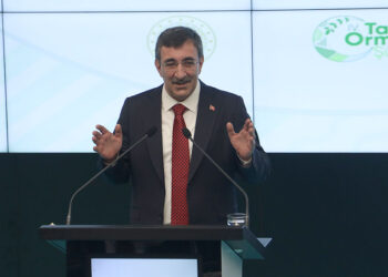 Deprem yaralarını sarma sürecini geride bırakacağız