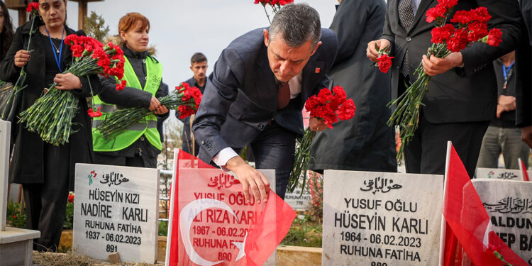 Adıyaman'da depremzedeler ya konteynerde ya gurbette
