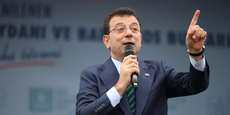 CHP'de, İmamoğlu'nun ön seçim için adaylığı ilan edildi