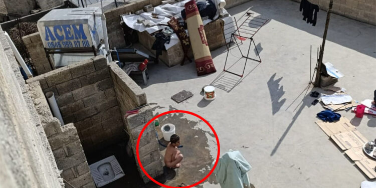 Çocuklarını soğuk suyla yıkayıp hortumla döven baba tutuklandı