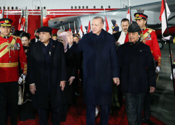 Cumhurbaşkanı Erdoğan Pakistan'a ulaştı