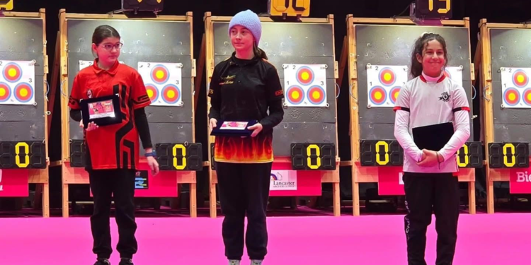 Cemre Kale, Nimes Okçuluk Turnuvası’nda dünya üçüncüsü oldu