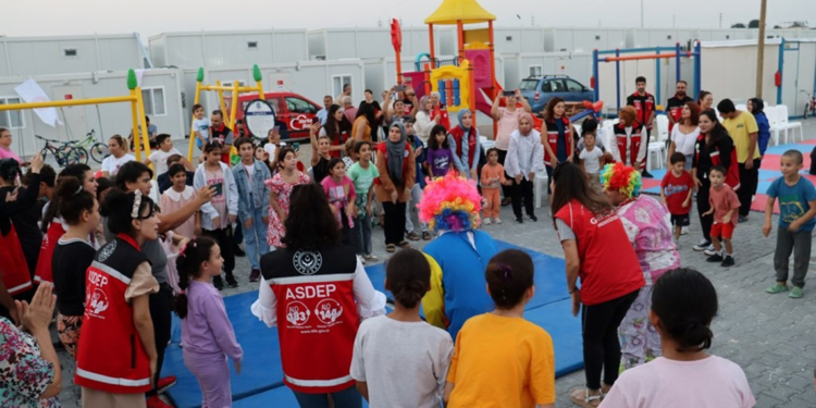 Depremde kurtarılan çocuklar sahipsiz kalmadı