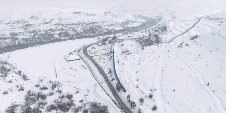 Doğu Ekspresi'nin Erzincan'daki yolculuğu, dronla görüntülendi