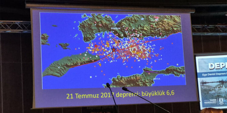 Santorini Adasındaki depremlerde azalma oldu