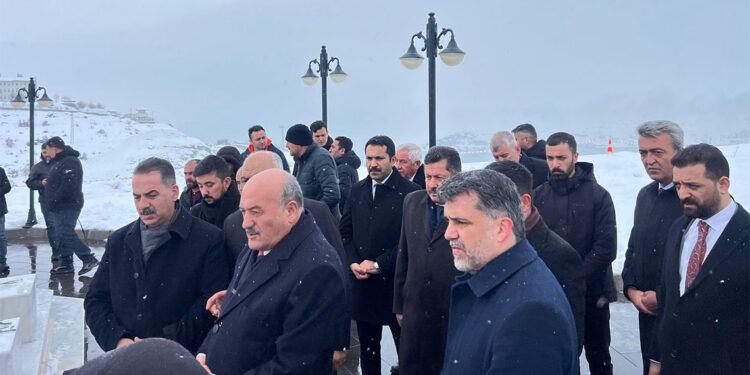 İliç'te hayatını kaybeden 9 maden işçisi anıldı