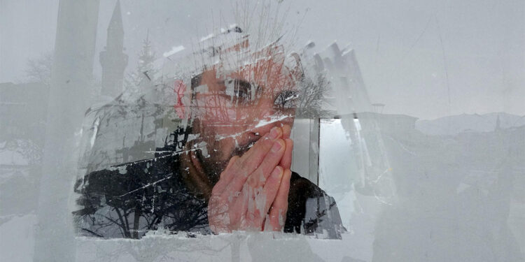 Erzurum'un 2 ilçesi eksi 32.6 dereceyi gördü