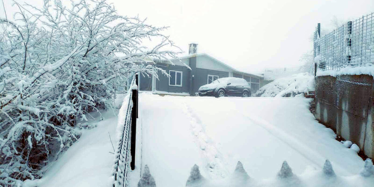 Edirne ve Kırklareli'nin yüksek kesimlerinde kar yağışı