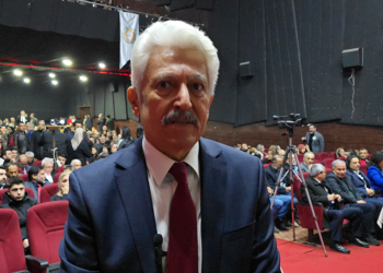 Ege Denizi'nde yaşanan depremler volkanik patlamanın habercisi